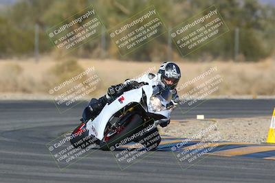 media/Jan-14-2024-SoCal Trackdays (Sun) [[2e55ec21a6]]/Turn 6 (125pm)/